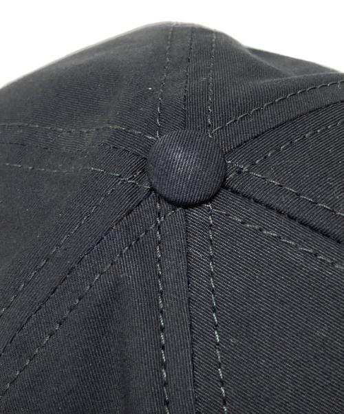 CELINE（セリーヌ）CELINE (セリーヌ) トリオンフ キャップ アイボリー×ネイビーの古着・服飾アイテム