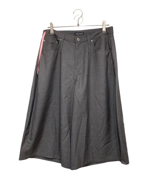 HIROKI TSUZUKI（ヒロキツズキ）HIROKI TSUZUKI (ヒロキツズキ) STRIPE BAGGY SHORTS グレー サイズ:Fの古着・服飾アイテム