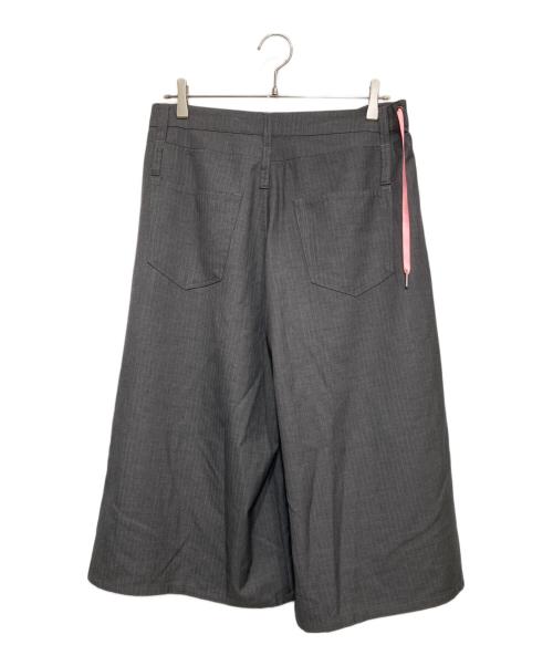 HIROKI TSUZUKI（ヒロキツズキ）HIROKI TSUZUKI (ヒロキツズキ) STRIPE BAGGY SHORTS グレー サイズ:Fの古着・服飾アイテム