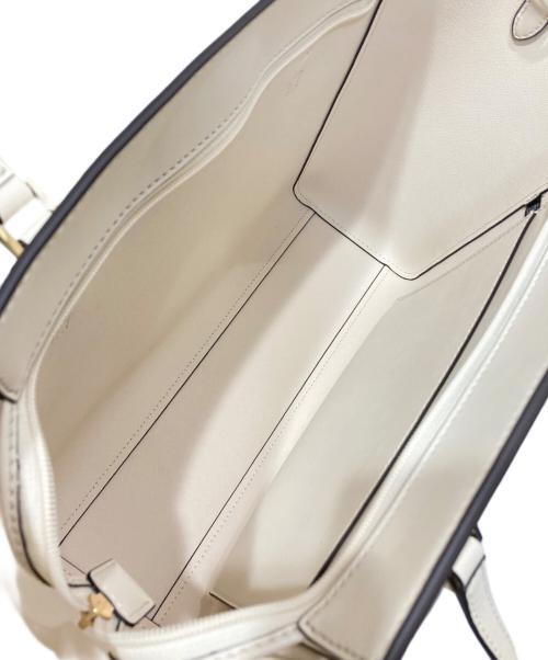 MICHAEL KORS（マイケル・コース）MICHAEL KORS (マイケル・コース) CHARLOTTE 3 IN 1 トート ラージ ホワイトの古着・服飾アイテム