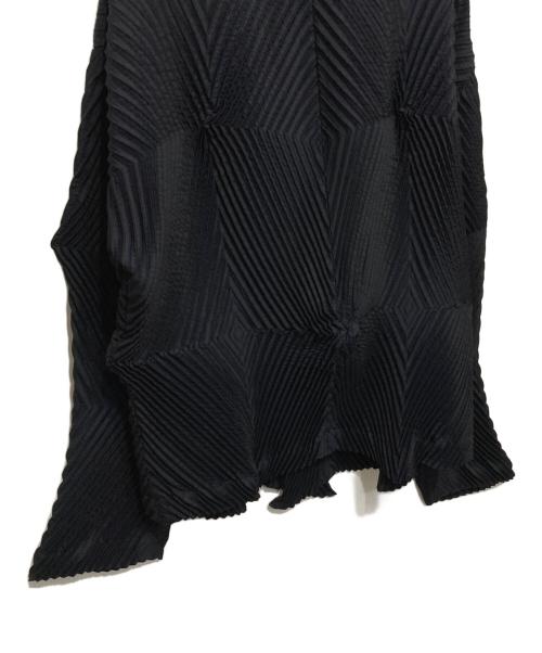 ISSEY MIYAKE（イッセイミヤケ）ISSEY MIYAKE (イッセイミヤケ) 3D steam stretch pleat jacket ブラック×ネイビー サイズ:2の古着・服飾アイテム