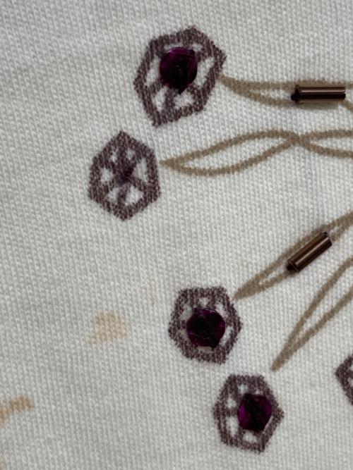 Christian Dior（クリスチャン ディオール）Christian Dior (クリスチャン ディオール) スパンコール刺繍Tシャツ アイボリー サイズ:40の古着・服飾アイテム