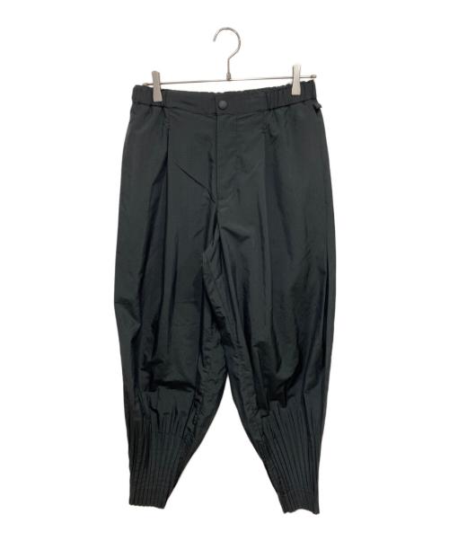 HOMME PLISSE ISSEY MIYAKE（オム プリッセ イッセイ ミヤケ）HOMME PLISSE ISSEY MIYAKE (オム プリッセ イッセイ ミヤケ) プリーツジョガーパンツ ブラック サイズ:2の古着・服飾アイテム