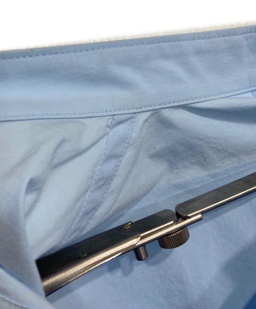 HOMME PLISSE ISSEY MIYAKE（オム プリッセ イッセイ ミヤケ）HOMME PLISSE ISSEY MIYAKE (オム プリッセ イッセイ ミヤケ) STREAMLINE SHIRT ブルー サイズ:3の古着・服飾アイテム