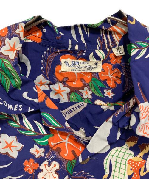 Sun Surf（サンサーフ）Sun Surf (サンサーフ) S/S RAYON HAWAIIAN SHIRT オレンジ×ネイビー サイズ:Sの古着・服飾アイテム