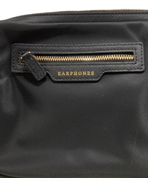 ANYA HINDMARCH（アニヤ・ハインドマーチ）ANYA HINDMARCH (アニヤ・ハインドマーチ) トリプル・ジップ・クロスボディ ブラックの古着・服飾アイテム