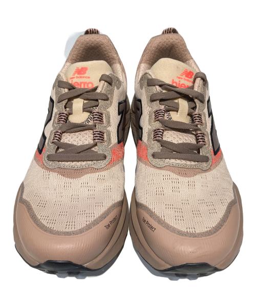 NEW BALANCE（ニューバランス）NEW BALANCE (ニューバランス) Fresh Foam X Hierro v9 アイボリー×ベージュ サイズ:26.5の古着・服飾アイテム