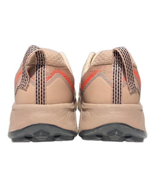 NEW BALANCE（ニューバランス）NEW BALANCE (ニューバランス) Fresh Foam X Hierro v9 アイボリー×ベージュ サイズ:26.5の古着・服飾アイテム