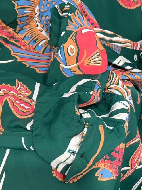 Sun Surf（サンサーフ）Sun Surf (サンサーフ) MAUNA KEA GALLERIES (マウナケアギャラリーズ) 別注アロハシャツLS レッド×グリーン サイズ:XLの古着・服飾アイテム