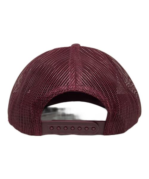 KITH（キス）KITH (キス) NY to the World Nolan Trucker Hat ボルドー サイズ:記載無しの古着・服飾アイテム
