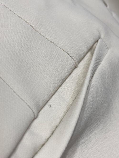 BALLSEY（ボールジィ）BALLSEY (ボールジィ) ドライダブルクロス フロントタックテーパードパンツ ベージュ サイズ:36の古着・服飾アイテム