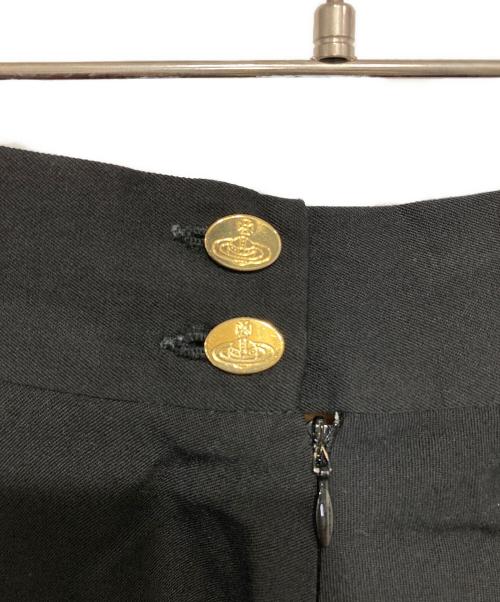 Vivienne Westwood RED LABEL（ヴィヴィアンウエストウッドレッドレーベル）Vivienne Westwood RED LABEL (ヴィヴィアンウエストウッドレッドレーベル) ウエスト釦ワイドフレアスカート ブラック サイズ:40の古着・服飾アイテム