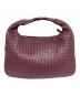 BOTTEGA VENETA (ボッテガベネタ) イントレチャートホーボーバッグ パープル：110000円