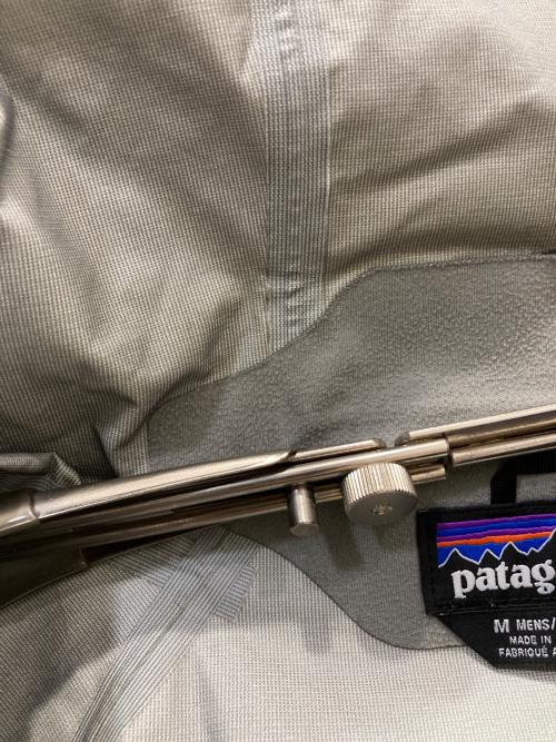 Patagonia（パタゴニア）Patagonia (パタゴニア) Torrent Shell Jacket ネイビー サイズ:Mの古着・服飾アイテム