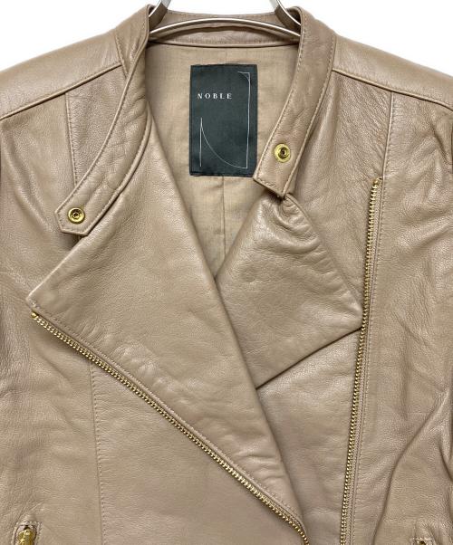 Noble（ノーブル）Noble (ノーブル) ソフトラムレザーライダースブルゾン ベージュ サイズ:36の古着・服飾アイテム