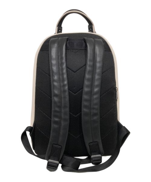 DIESEL（ディーゼル）DIESEL (ディーゼル) Dロゴバックパック ベージュ×ブラックの古着・服飾アイテム
