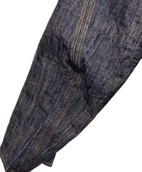 NVRFRGT（ネヴァーフォーゲット）NVRFRGT (ネヴァーフォーゲット) 3D TWISTED WIDE LEG JEANS インディゴ サイズ:1の古着・服飾アイテム