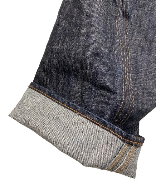 NVRFRGT（ネヴァーフォーゲット）NVRFRGT (ネヴァーフォーゲット) 3D TWISTED WIDE LEG JEANS インディゴ サイズ:1の古着・服飾アイテム