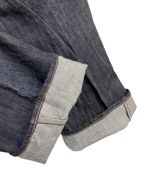 NVRFRGT（ネヴァーフォーゲット）NVRFRGT (ネヴァーフォーゲット) 3D TWISTED WIDE LEG JEANS インディゴ サイズ:1の古着・服飾アイテム
