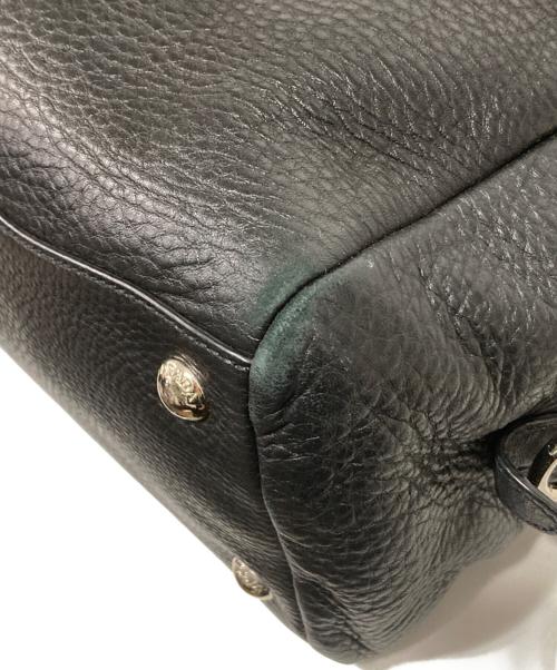 PRADA（プラダ）PRADA (プラダ) レザーロゴハンドバッグ ブラックの古着・服飾アイテム