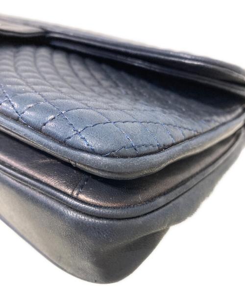 BALLY（バリー）BALLY (バリー) キルティングチェーンショルダーバッグ ゴールド×ネイビーの古着・服飾アイテム