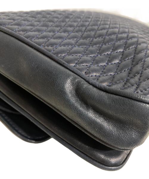 BALLY（バリー）BALLY (バリー) キルティングチェーンショルダーバッグ ゴールド×ネイビーの古着・服飾アイテム