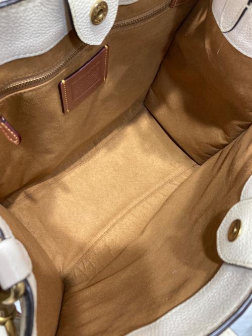 COACH（コーチ）COACH (コーチ) ホース＆キャリッジ コーティングキャンバス レザーバッグ ベージュ×アイボリーの古着・服飾アイテム