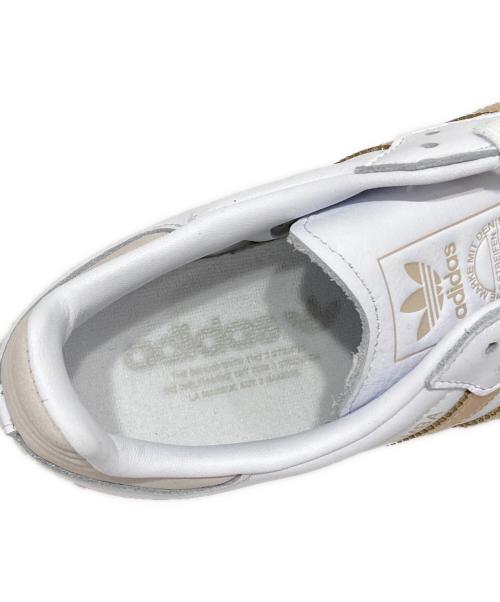 adidas（アディダス）adidas (アディダス) SAMBA OG ベージュ×アイボリー サイズ:25.0の古着・服飾アイテム