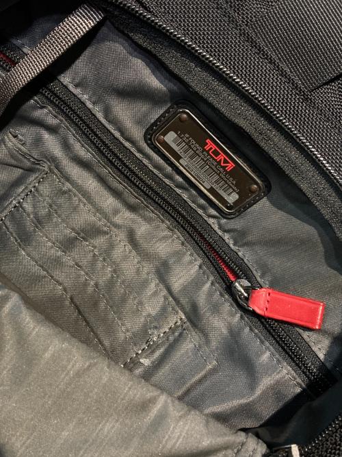 TUMI（トゥミ）TUMI (トゥミ) 2WAYショルダーバッグ ブラックの古着・服飾アイテム