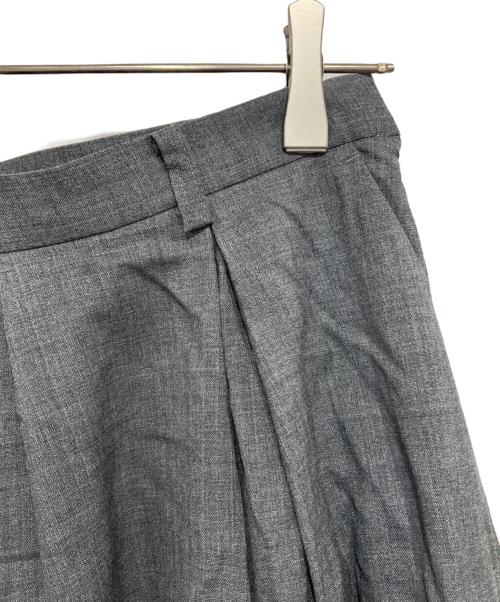 JOURNAL STANDARD L'EESAGE（ジャーナルスタンダード レサージュ）JOURNAL STANDARD L'EESAGE (ジャーナルスタンダード レサージュ) WOOLプリーツスカート グレー サイズ:36の古着・服飾アイテム