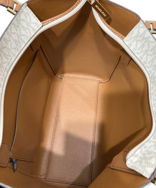 MICHAEL KORS（マイケルコース）MICHAEL KORS (マイケルコース) シグネチャートートバッグ ブラウン×ホワイトの古着・服飾アイテム