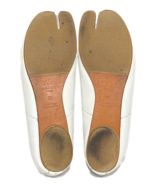 Maison Margiela（メゾンマルジェラ）Maison Margiela (メゾンマルジェラ) TABI-バレエシューズ ホワイト サイズ:35の古着・服飾アイテム