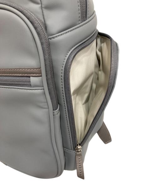 MOTHERHOUSE（マザーハウス）MOTHERHOUSE (マザーハウス) SPACE WORKER BACKPACK/スペース ワーカーバックパック グレーの古着・服飾アイテム