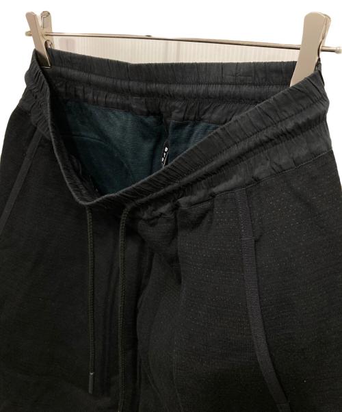 BYBORRE（バイボレ）BYBORRE (バイボレ) Tapered Cropped Pants/テーパードクロップドパンツ ブラック サイズ:Mの古着・服飾アイテム