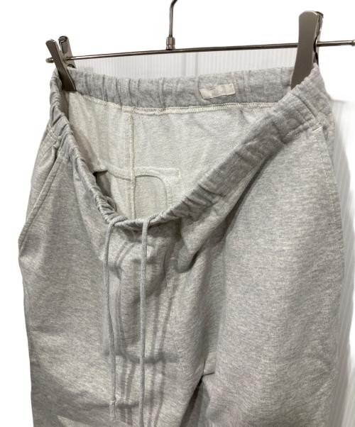 COMOLI（コモリ）COMOLI (コモリ) インレイ起毛スウェットパンツ グレー サイズ:2の古着・服飾アイテム