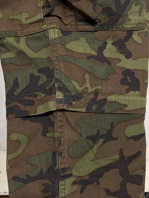 COMOLI（コモリ）COMOLI (コモリ) CAMO コンバーティブル6Pパンツ グリーン サイズ:2の古着・服飾アイテム