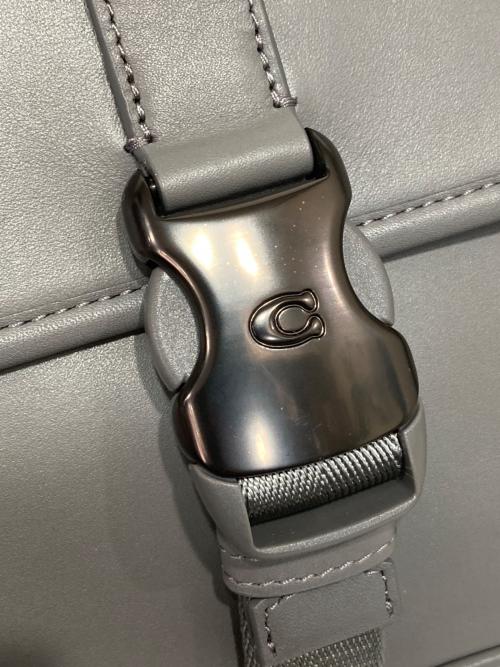 COACH（コーチ）COACH (コーチ) リーグメッセンジャーバッグ　CU042 グレーの古着・服飾アイテム
