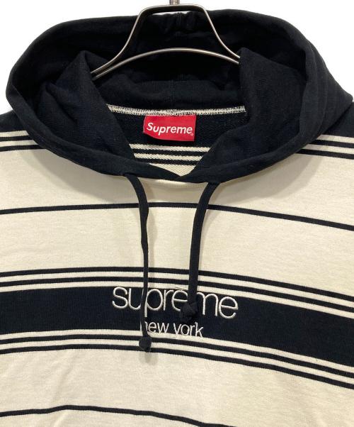 SUPREME（シュプリーム）Supreme (シュプリーム) クラシックロゴボーダーパーカー ホワイト×ブラック サイズ:Mediumの古着・服飾アイテム