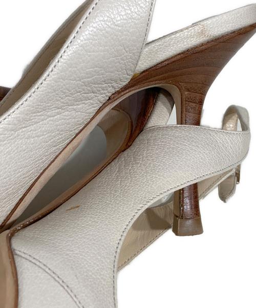JIMMY CHOO（ジミーチュウ）JIMMY CHOO (ジミーチュウ) パンプス ベージュ サイズ:361/2の古着・服飾アイテム