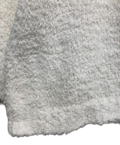 LOEFF（ロエフ）LOEFF (ロエフ) プードルクルーネックニット　8813-106-0043 ホワイト サイズ:-の古着・服飾アイテム