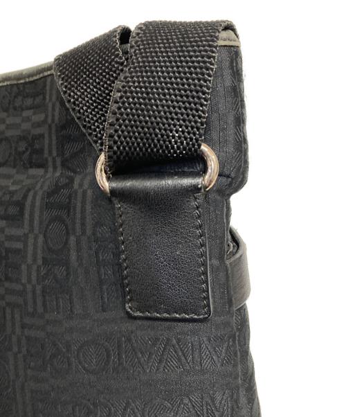 Salvatore Ferragamo（サルヴァトーレ フェラガモ）Salvatore Ferragamo (サルヴァトーレ フェラガモ) ショルダーバッグ ブラックの古着・服飾アイテム