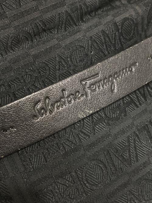 Salvatore Ferragamo（サルヴァトーレ フェラガモ）Salvatore Ferragamo (サルヴァトーレ フェラガモ) ショルダーバッグ ブラックの古着・服飾アイテム