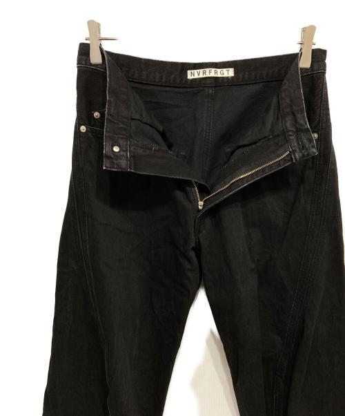 NVRFRGT（ネヴァーフォーゲット）NVRFRGT (ネヴァーフォーゲット) 3D TWISTED WIDE LEG JEANS グレー サイズ:1の古着・服飾アイテム
