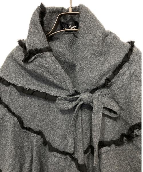 tricot COMME des GARCONS（トリココムデギャルソン）tricot COMME des GARCONS (トリココムデギャルソン) Frill Layered Wool Bolero Cardigan/フリルレイヤードウールボレロカーディガン グレー サイズ:Sの古着・服飾アイテム