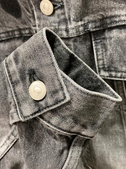masu（エムエーエスユー）masu (エムエーエスユー) EMBLEM DENIM JACKET ブラック サイズ:44の古着・服飾アイテム