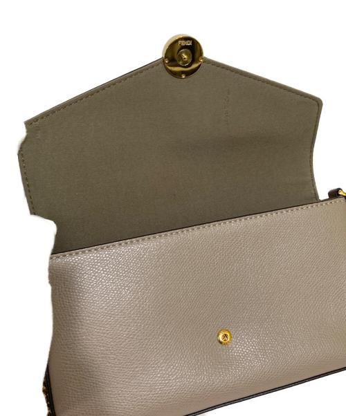 FENDI（フェンディ）FENDI (フェンディ) チェーンショルダーバッグ ベージュの古着・服飾アイテム