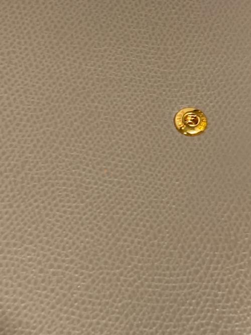 FENDI（フェンディ）FENDI (フェンディ) チェーンショルダーバッグ ベージュの古着・服飾アイテム