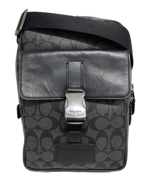COACH（コーチ）COACH (コーチ) トラック パック シグネチャー キャンバスショルダーバッグ ブラックの古着・服飾アイテム