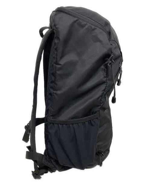 Columbia（コロンビア）Columbia (コロンビア) イーティーオーピーク 22L バックパック ブラックの古着・服飾アイテム