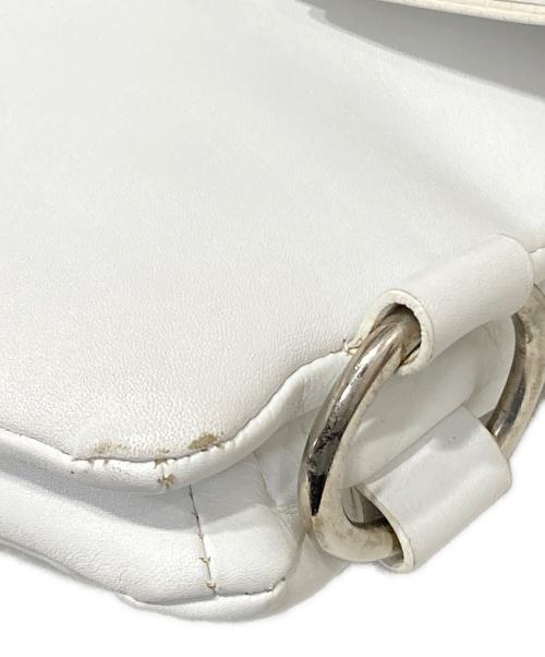 CELINE（セリーヌ）CELINE (セリーヌ) リングデザインショルダーバッグ ホワイトの古着・服飾アイテム